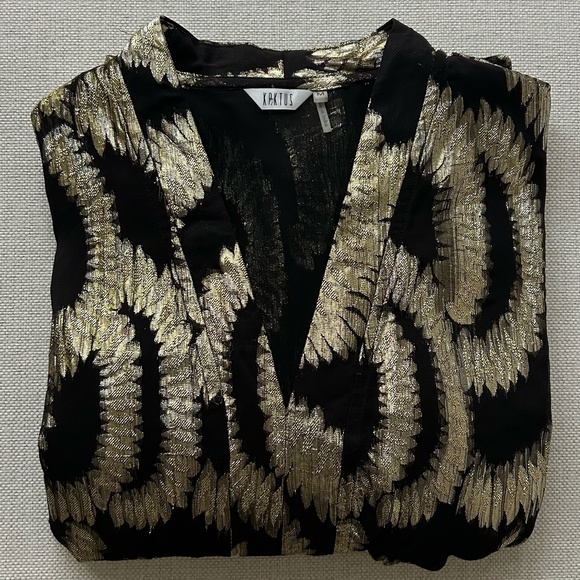 Kaktus Black and Gold Patterned Blouse Long Sleeve (M) - Picture 2 of 5